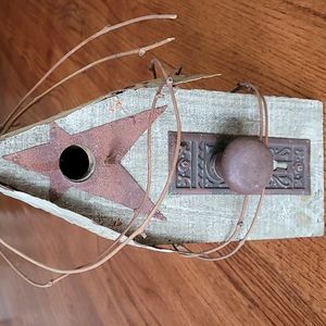 Handmade Rustic Salvage Birdhouse